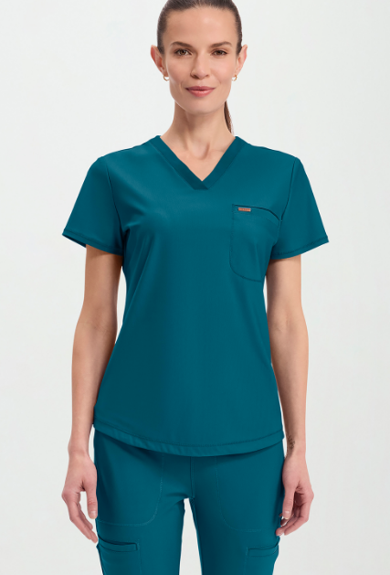 FORM - Tuckable V-Neck Top